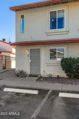 Photo #2: 6625742 Listing