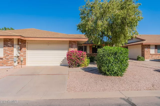 MLS: 6625805 Condo For Sale