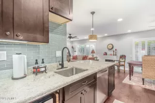 Photo #6: 6625966 Listing