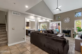 Photo #4: 6626228 Listing