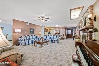 Photo #4: 6626456 Listing