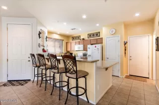 Photo #6: 6626772 Listing 