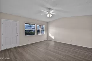 Photo #2: 6626991 Listing