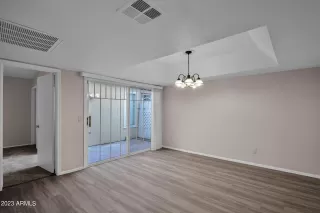 Photo #4: 6626991 Listing