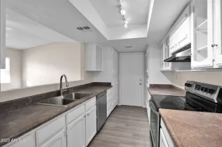 Photo #6: 6626991 Listing