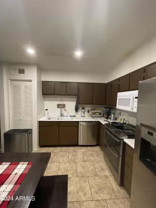 Photo #3: 6627147 Listing