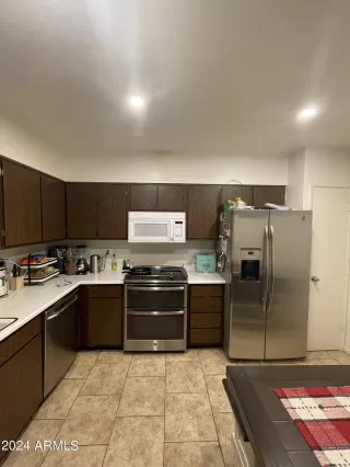 Photo #4: 6627147 Listing