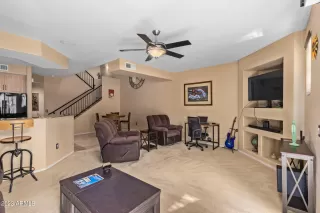 Photo #5: 6627193 Listing