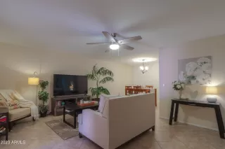 Photo #5: 6627230 Listing