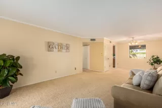 Photo #6: 6627299 Listing 