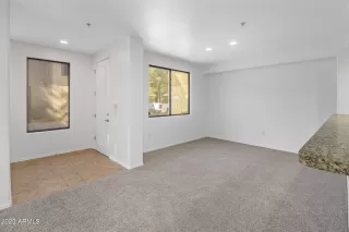 Photo #5: 6627544 Listing