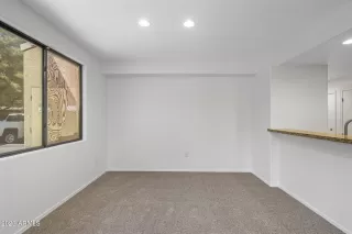 Photo #6: 6627544 Listing