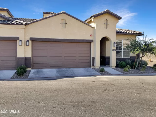 MLS: 6627623 Condo For Sale