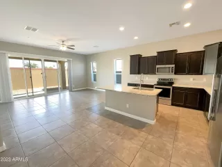 Photo #5: 6627623 Listing