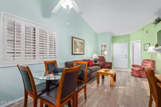 Photo #5: 6627678 Listing 