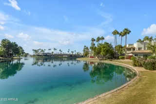 Photo #3: 6627692 Listing