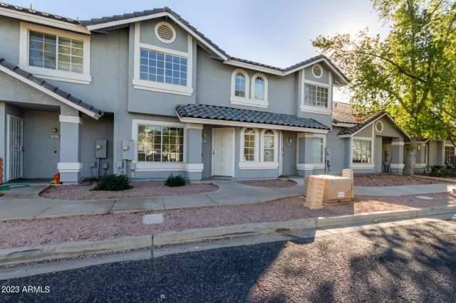 MLS: 6627985 Condo For Sale