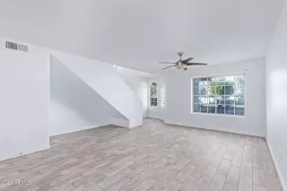 Photo #4: 6627985 Listing