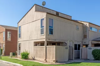 Photo #2: 6628368 Listing