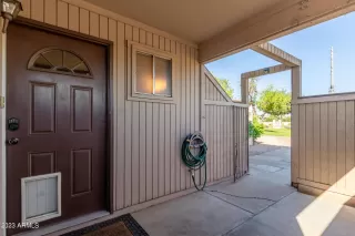 Photo #5: 6628368 Listing