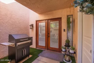 Photo #2: 6628546 Listing