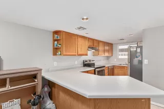 Photo #4: 6628581 Listing