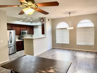 Photo #2: 6628610 Listing