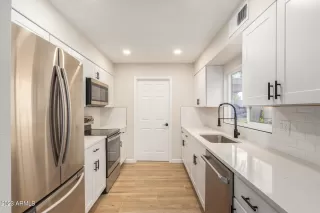 Photo #1: 6628794 Listing 