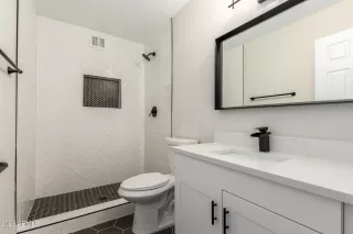 Photo #4: 6628794 Listing 