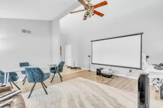 Photo #2: 6629083 Listing 