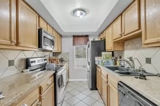 Photo #5: 6629083 Listing 