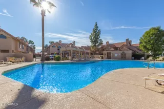 Photo #1: 6629236 Listing 