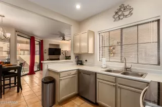 Photo #4: 6629236 Listing 