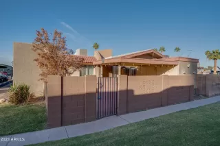 Photo #1: 6629256 Listing