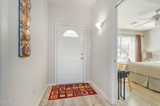 Photo #5: 6629318 Listing