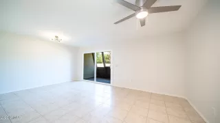 Photo #5: 6629383 Listing