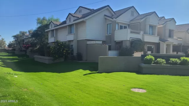 MLS: 6629388 Condo For Sale