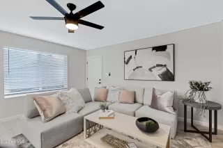 Photo #4: 6629526 Listing