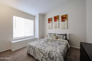 Photo #4: 6629545 Listing