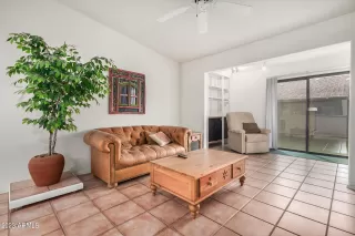Photo #4: 6629813 Listing 