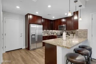 Photo #6: 6630112 Listing 