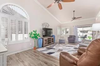 Photo #6: 6630155 Listing 