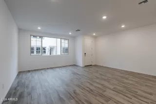 Photo #1: 6630378 Listing 