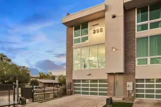 Photo #2: 6630381 Listing 