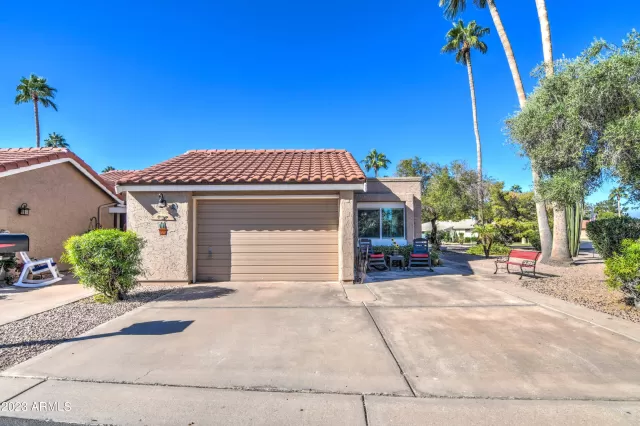 MLS: 6630399 Condo For Sale