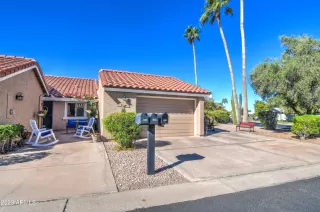 Photo #5: 6630399 Listing