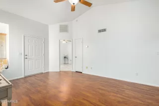 Photo #6: 6630479 Listing