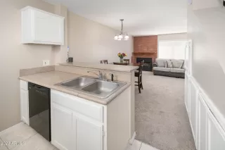 Photo #6: 6630618 Listing 