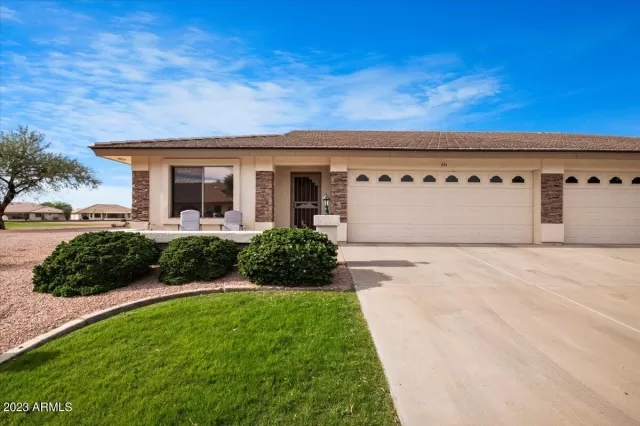 MLS: 6630622 Condo For Sale