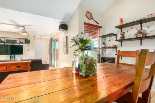 Photo #5: 6630637 Listing 